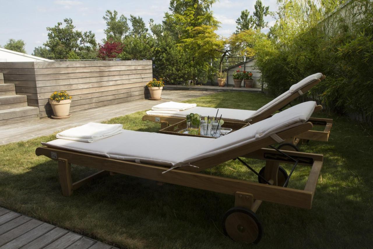 Pavi Apts Ljubljana - Private Rooftop Swimming Pool エクステリア 写真