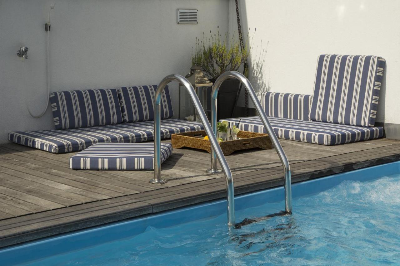 Pavi Apts Ljubljana - Private Rooftop Swimming Pool エクステリア 写真