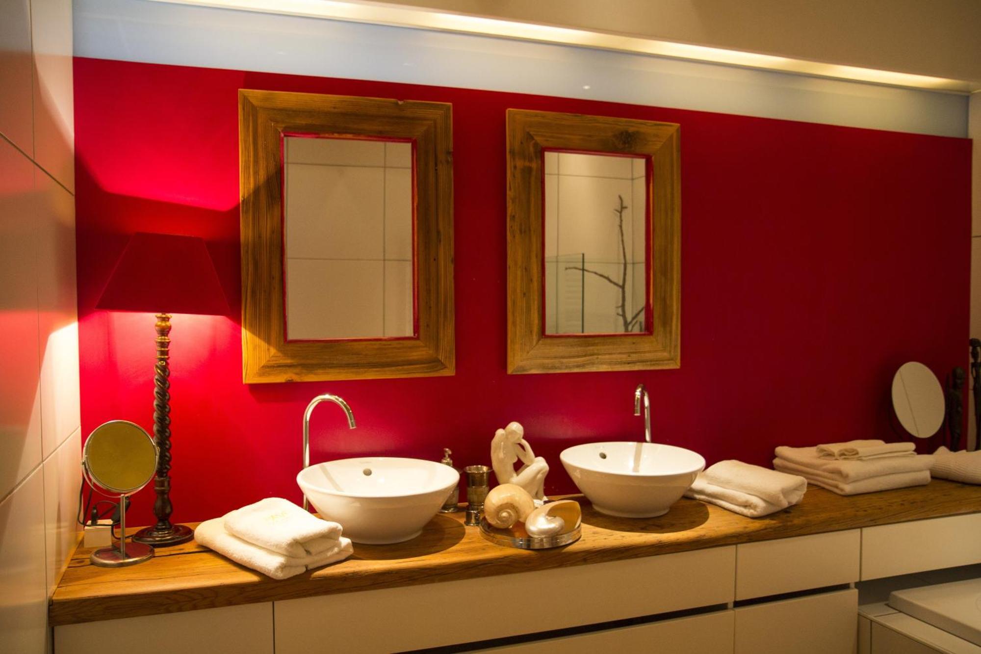 Pavi Apts Ljubljana - Private Rooftop Swimming Pool 部屋 写真