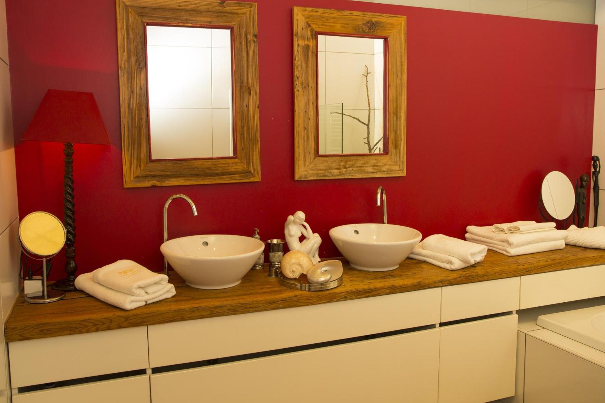 Pavi Apts Ljubljana - Private Rooftop Swimming Pool 部屋 写真