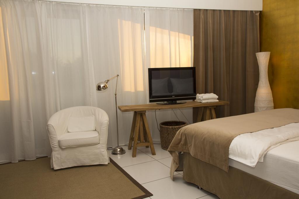 Pavi Apts Ljubljana - Private Rooftop Swimming Pool 部屋 写真