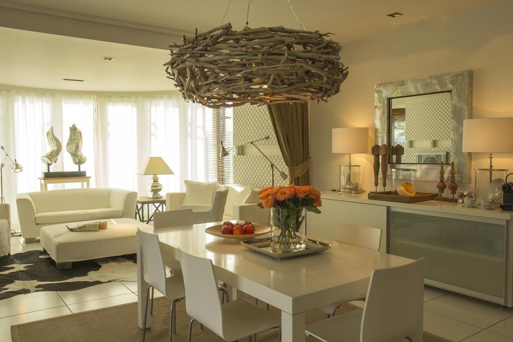 Pavi Apts Ljubljana - Private Rooftop Swimming Pool 部屋 写真